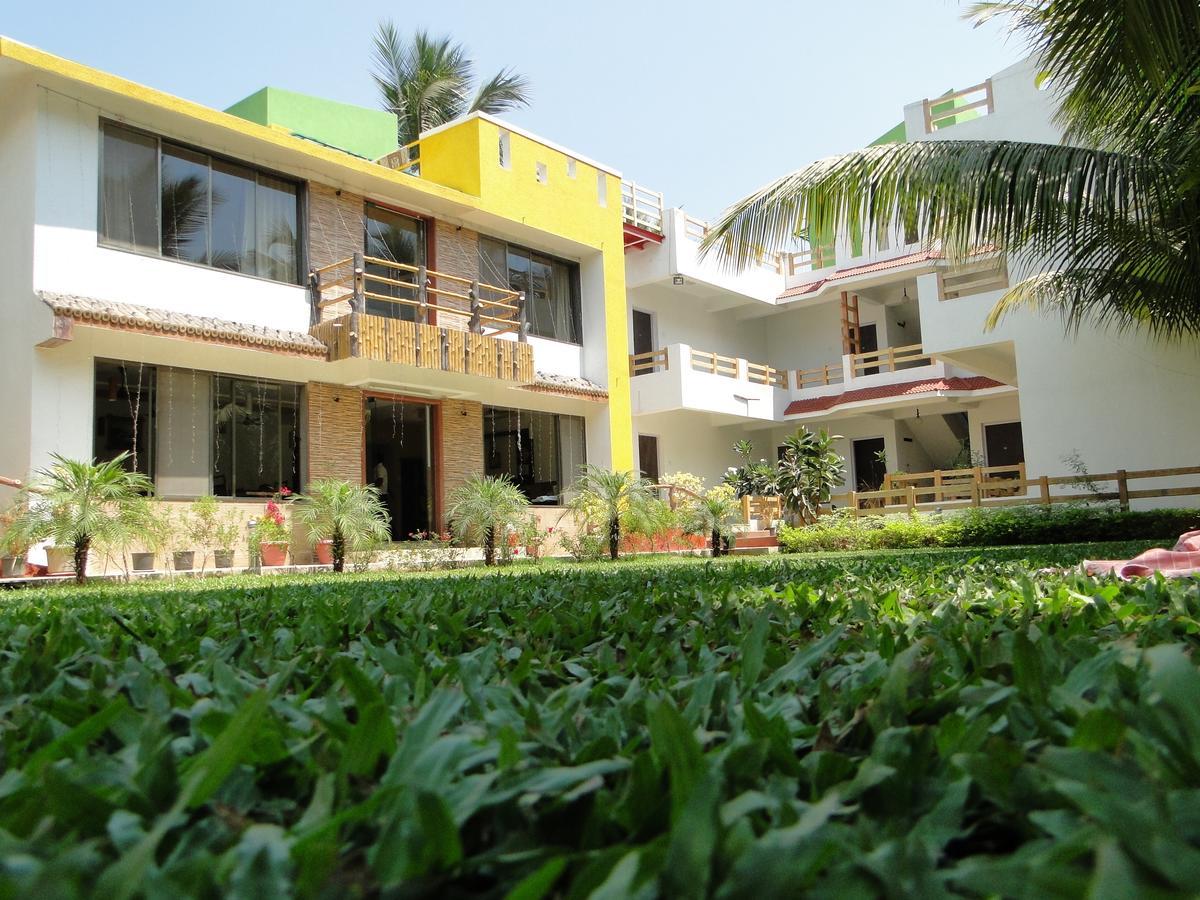 Resort Ruturaj Inn אליבאוג מראה חיצוני תמונה